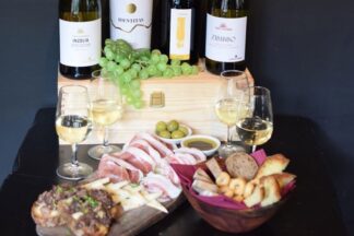 Italian Food and Wine Pairings - 'I Quattro Vini' for Two at Veeno