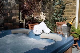 Overnight stay with a Private Hot Tub for Two at Ashmount Country House