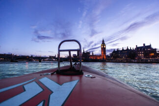 Thames Rockets Evening Powerboating Experience with Cocktails for Two